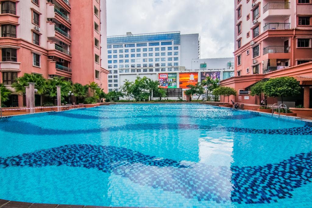 Mts @ Marina Court Resort Condo Кота Кинабалу Стая снимка